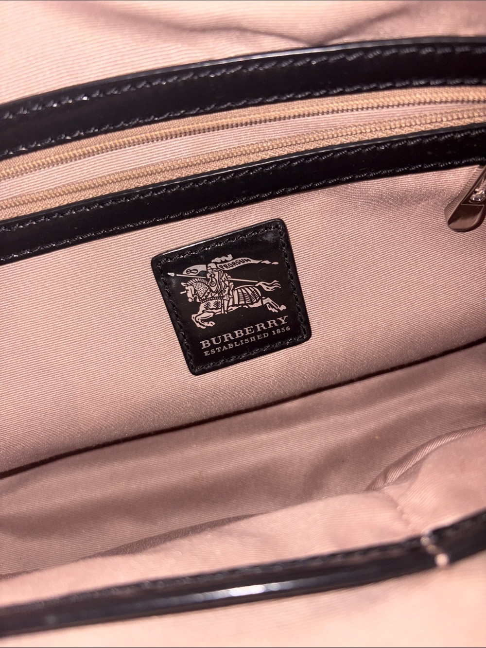 Vintage Burberry Nova Check Shoulder Bag with Black Trim - Authentic - Picture 6 of 8